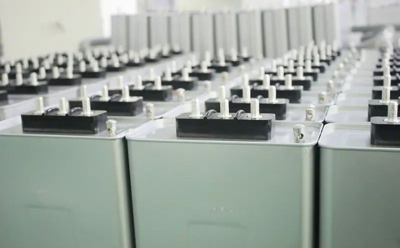 低壓電力電容器的智能化特點(diǎn)有哪些？